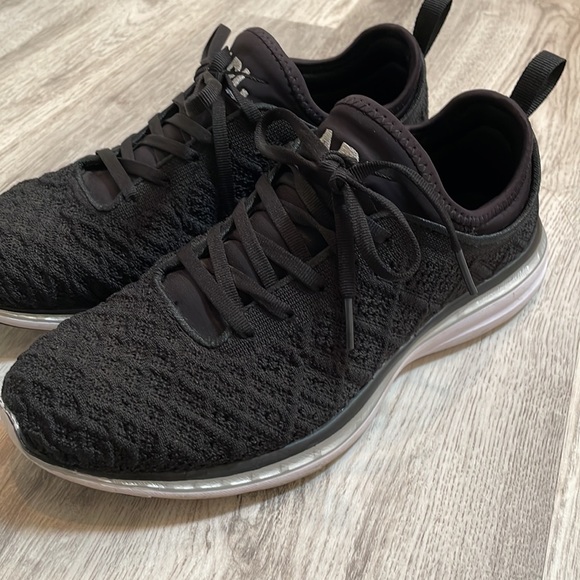 APL RUNNING SHOES - Picture 3 of 5